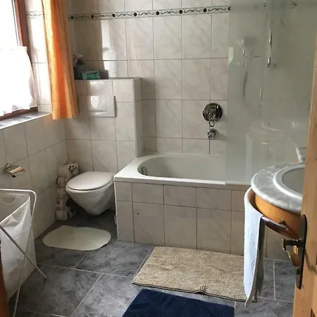 Ferienhaus Kratzbergl Будинок відпочинку Нойштіфт-ім-Штубайталь