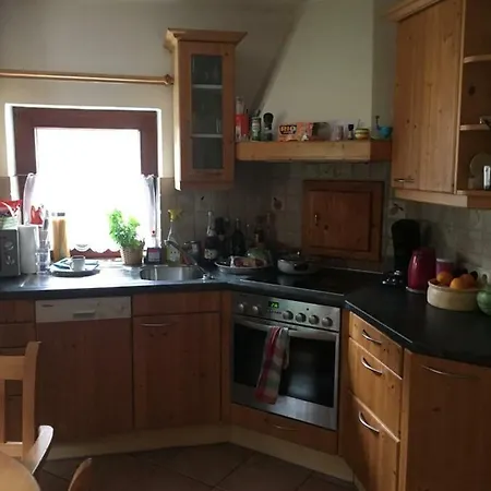 Ferienhaus Kratzbergl * Нойштіфт-ім-Штубайталь