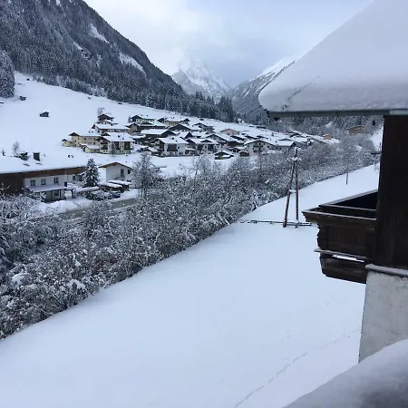 Ferienhaus Ferienhaus Kratzbergl Neustift im Stubaital